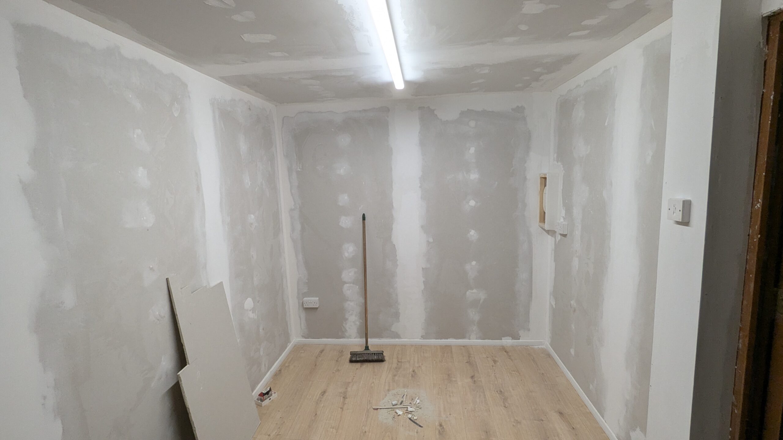 Interior Wall & Repairs